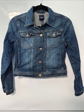 GAP kids size xl Classic Blue Denim Jean Jacket fall 2015 collection